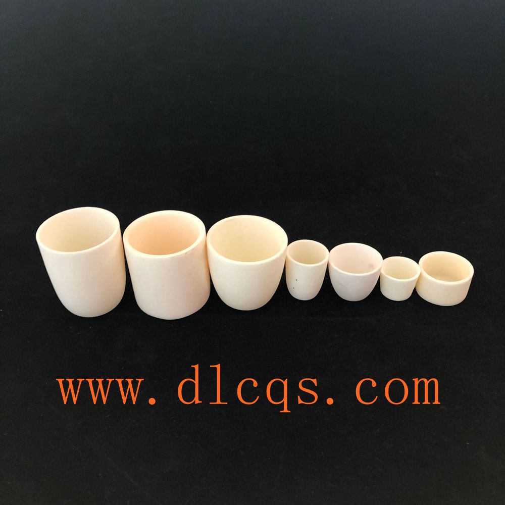 Alumina ceramic crucible